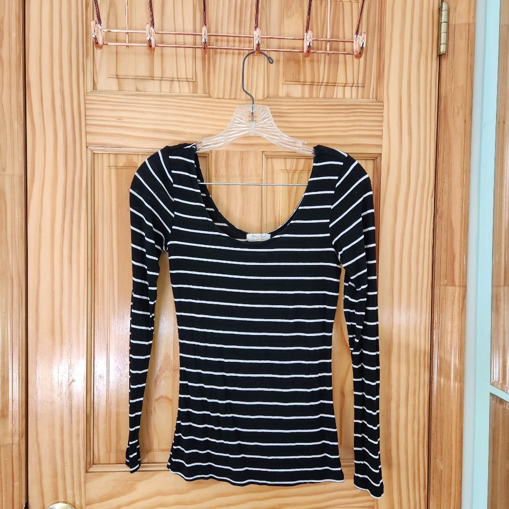 Thin Tight Striped Long Sleeve